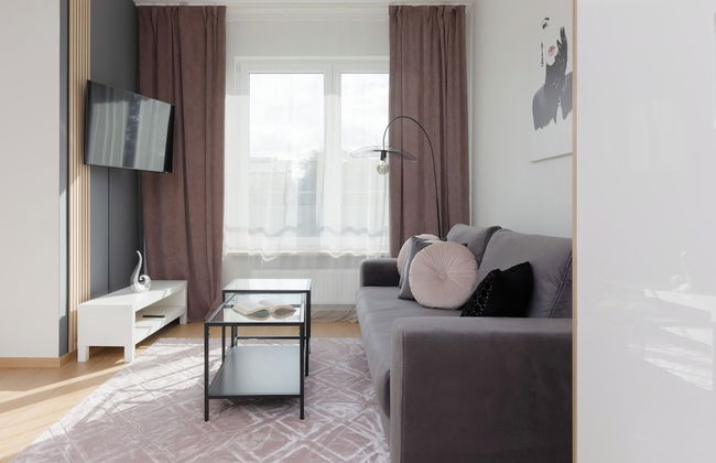 Warsaw Apartment With Parking by Renters - Foto 1