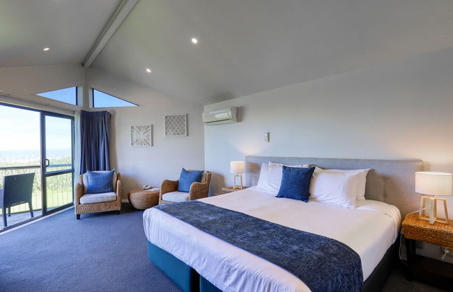 Castaways Resort - Photo 25