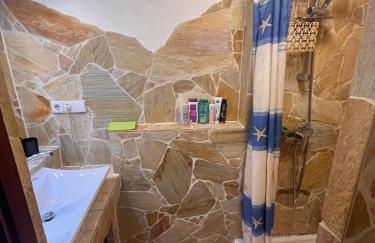 Cozy & Central 75 TV near Mercedes Museum, Stadium - Foto 5