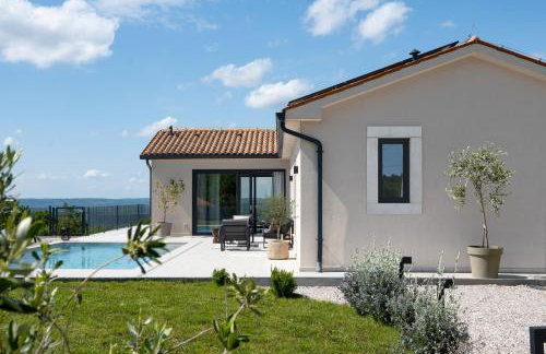 Villa TonKa with jacuzzi sauna and private pool - Photo 5