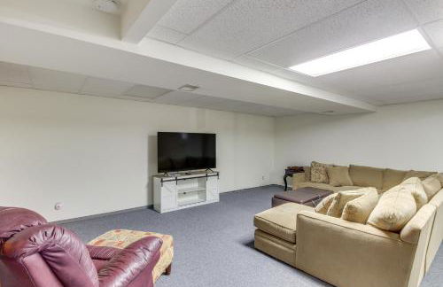 Overland Park Family Home with Game Room and Backyard! - Photo 11