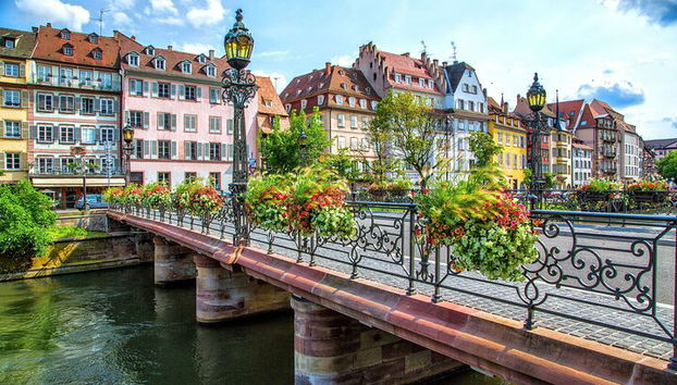 Estrasburgo: recorrido privado a pie personalizado con un guía local - Foto 2