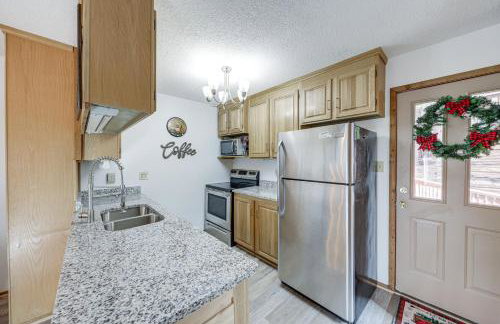 Angel Fire Resort Condo, 400 Feet to Chile Express - Foto 11