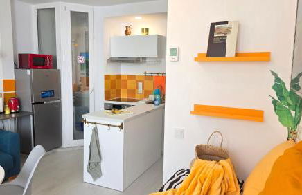 Picasso Huelin Malaga 250m from beach - Photo 28