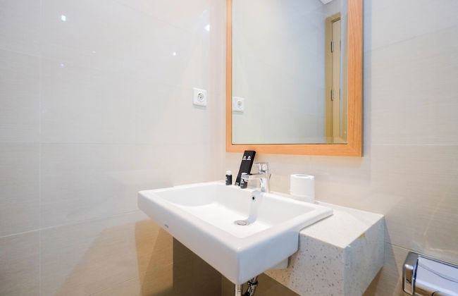 Strategic 2Br At Sedayu City Suites Kelapa Gading Apartment - Photo 18