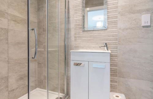 Maple House - Photo 27