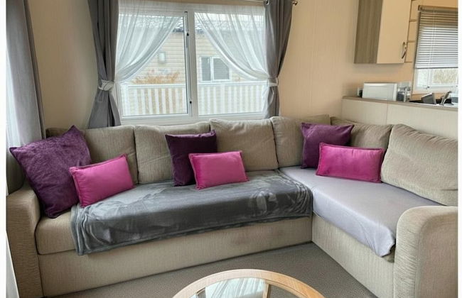 Comfortable 3-bed Caravan - Combe Haven - Foto 7
