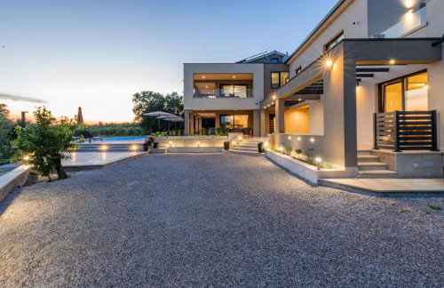 Villa Silente, modern and luxurious villa hugged by nature - Foto 30