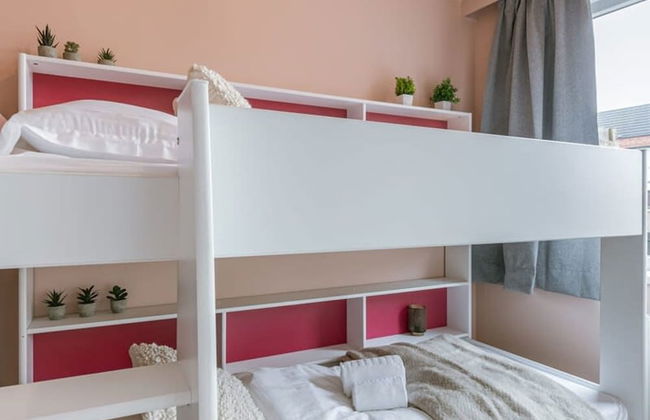 Spacious Vacation Home for 12 Guests in Westende - Photo 19