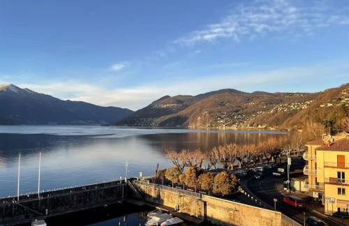 Attico vista Lago in Centro - Photo 18