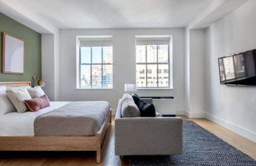 FiDi Studio w Gym Lounge Complete Gym NYC-499 - Photo 2