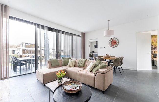 Villa in Zeewolde With Terrace - Photo 13