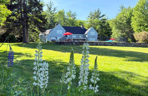 WOW New Spectacular Franconia Home - history - views - fire pit - hot tub - pool - grandeur - MUST SEE - Foto 21