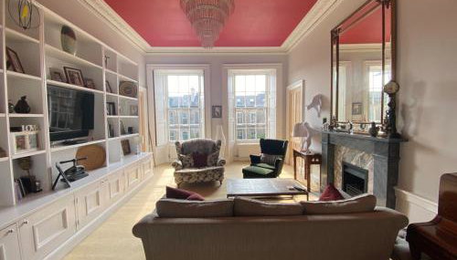 Georgian 4 Bedroom 3 Bathroom New Town Apartment - Foto 4