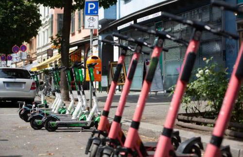 Charming top-floor apartment - Photo 30