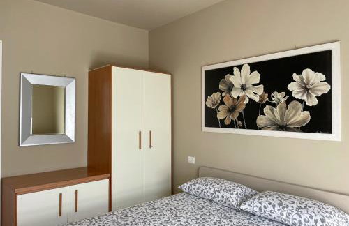 Antonella's center town apartment Valbrona - Foto 4