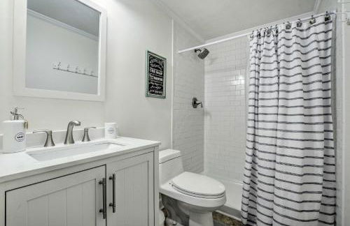 Walk to Dtwn and Breweries Townhome in Cary! - Foto 13