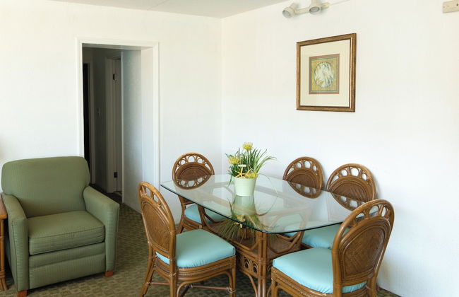 Beach Club at Montego Inn - Photo 45