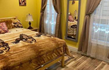 Stockyards-Walk 1 Block to StockYards-Cowboy Cabin - Photo 21