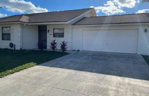 Sunny Jupiter Villa - Photo 9