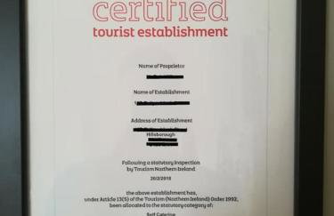 Spacious 3 Bedroom Apartment in Hillsborough, NI - Foto 21