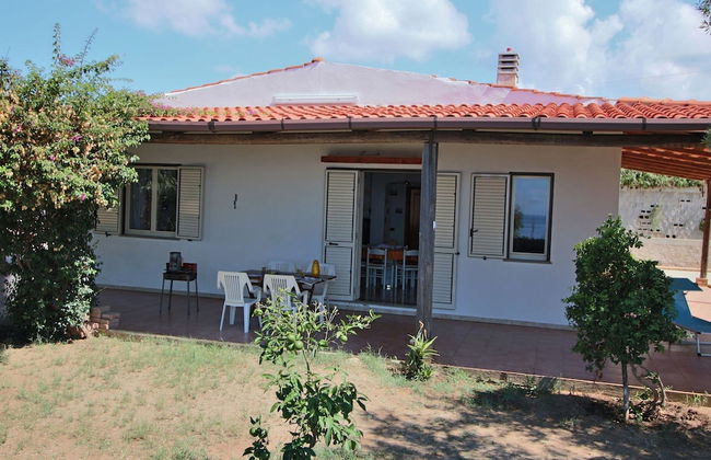 Cozy Holiday Home in Ricadi near Sea - Photo 25