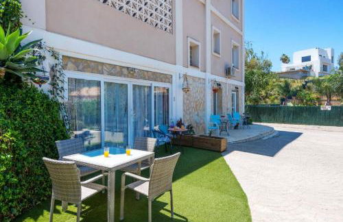 Villa Paraisos Sol by Villa Plus - Photo 28