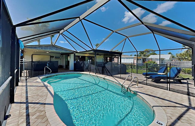 Captain's Cottage - Photo 8