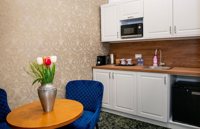 Agora Boutique - Photo 22