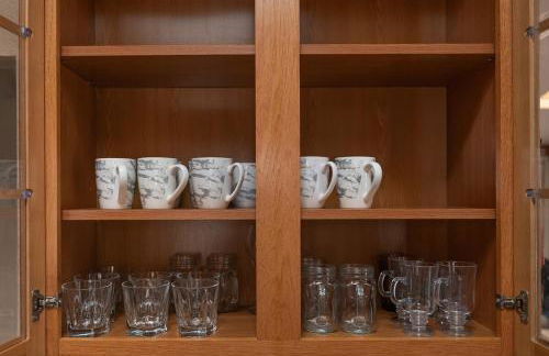 5 min to Lake Chic Cozy Hot Tub - Foto 7