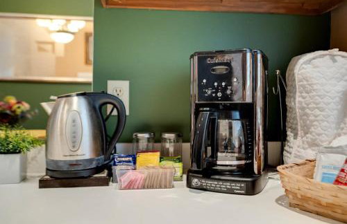 Charming Churchill Downs Cottage-Family Friendly - Foto 17