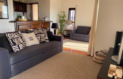 Beachfront Apartment with Swimming Pool - Foto 5