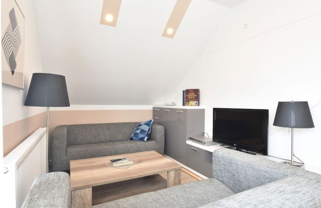 Pleasant Holiday Home in Malchow near Beach - Photo 11