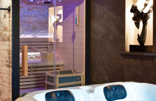 La Forge By CV - Jacuzzi, Sauna, plat repas et petit déjeuner - Foto 6