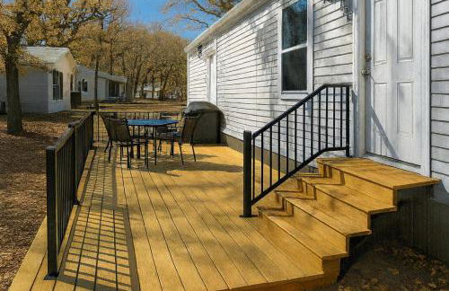 Lake Access and Easy Living at West Battle Lake - Foto 1