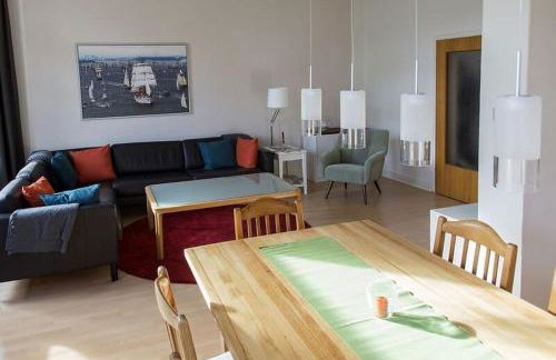 Stilvolle Altbauwohnung in zentraler Lage - Foto 14