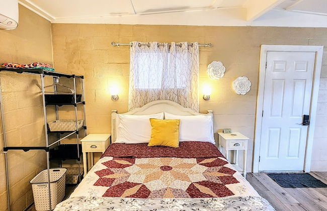 Edgewater Resort - Photo 10