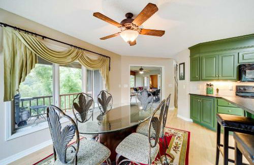 Home in Bella Vista with Deck and Lake Windsor Views! - Foto 11