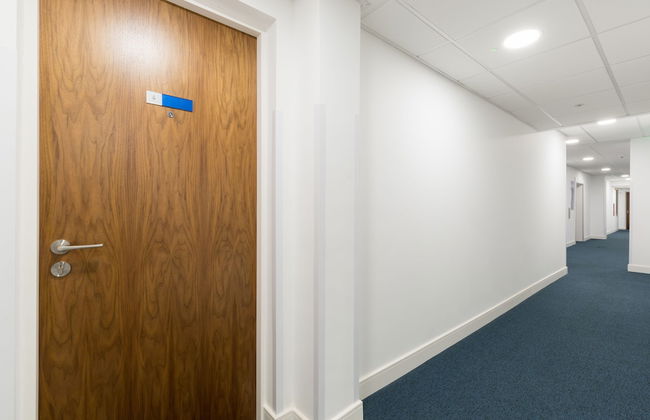 Birmingham Serviced Apartments Hagley Rd - Photo 2