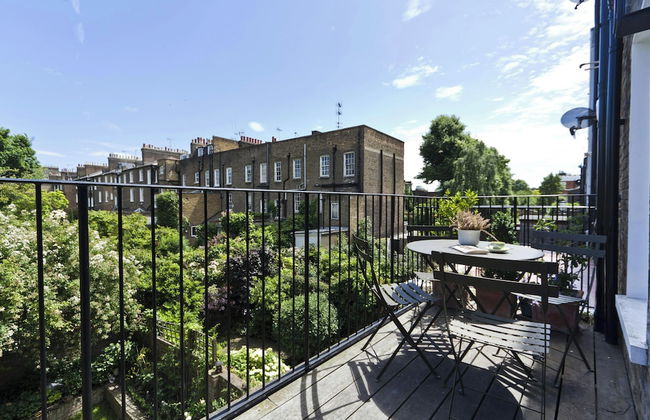 St Anns Road by Onefinestay - Photo 15