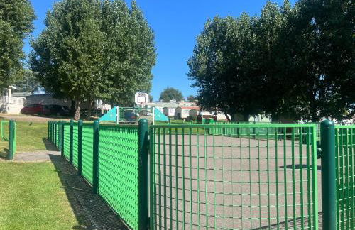 Dottys van warden springs caravan park - Foto 3