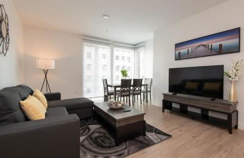 Chic 3-bed Apt with Pool & Hot Tub in Heart of DTLA - Foto 7