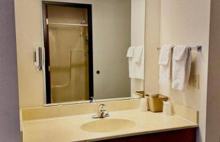 Boulder Junction Motor Lodge - Photo 4