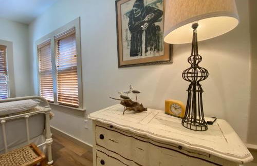 Charming 1940s Daybook Cottage on the Florida Hidden Coast - Foto 38