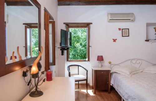 Gioia Traditional House - Photo 32