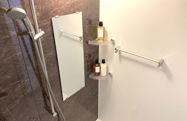 Mr.KINJO Miki24 in front of Makishi Station - Foto 19