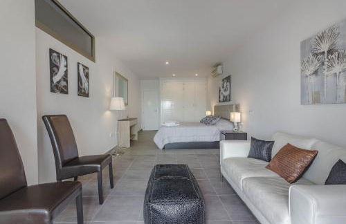 Villa Isabella, Luxury Villa with Heated Pool Ocean View in Adeje, Tenerife - Foto 24