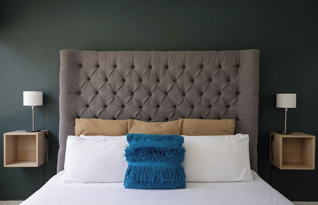 Brisa Marina 2BDR Pool Parking Beachside - Photo 13