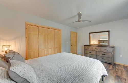 Soldotna Home with 2 Living Areas and Spacious Porch - Photo 17