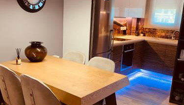 Luxurious & cozy down town home 82’ - Foto 5